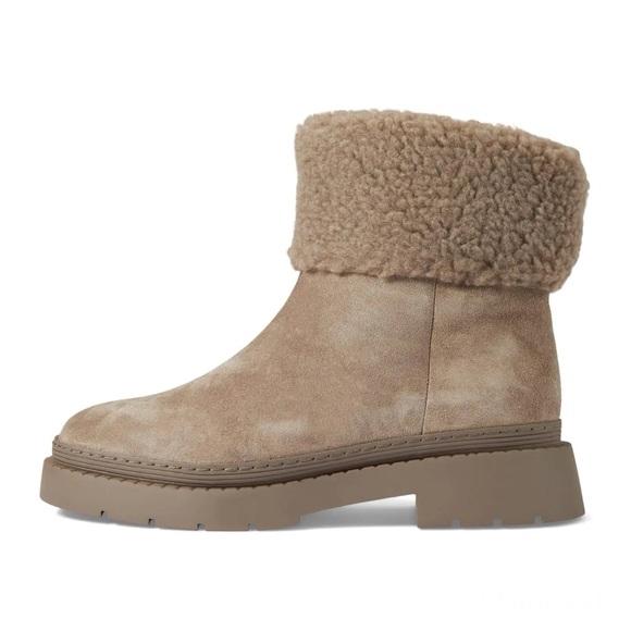 Marc Fisher Vina Light Natural Suede Short Lug Sole Boots Women’s Size 9.5 NWOB - Picture 4 of 16